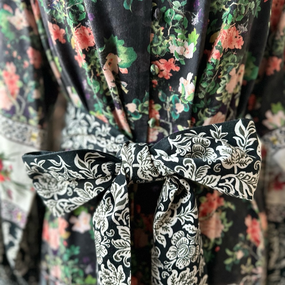 Alice + Olivia | DREAM CASTLE 
Mix Print Long Sleeve Cotton Blend Dress - Picture 3 of 15